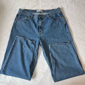 Abercrombie & Fitch Women's The Taper Jean High Rise